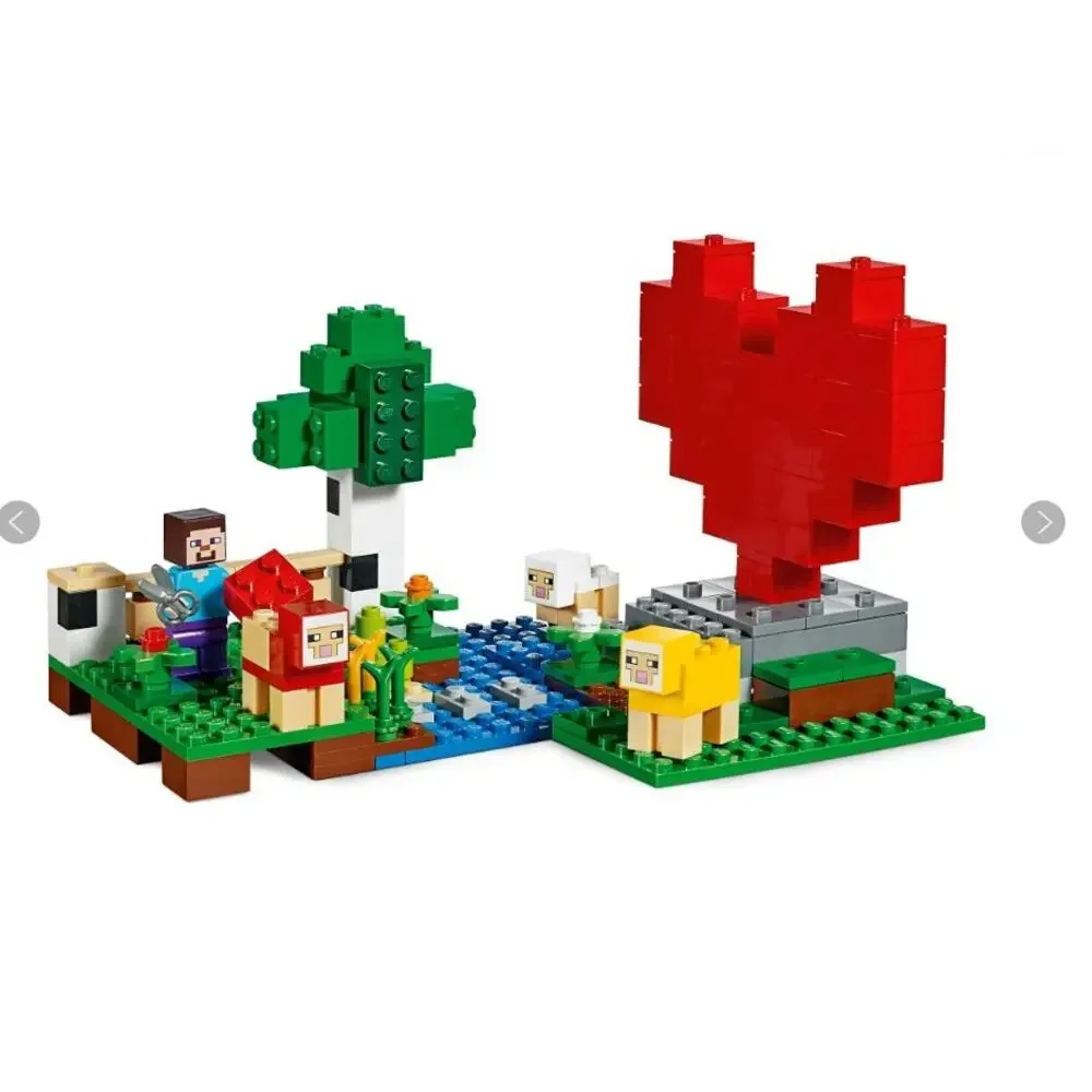 RETIRED NWT 2019 LEGO Minecraft The Wool Farm 21153 Building Kit 260 Pieces